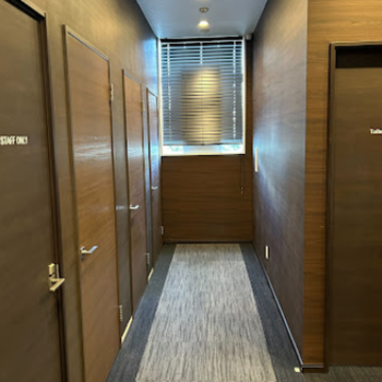 e clinic 広島院の院内の様子