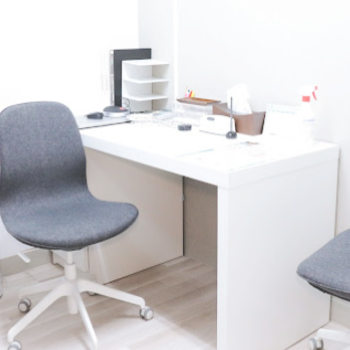 ガーデンクリニック 池袋院の豊胸手術を受ける前の診察室