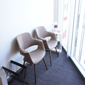 東京美容外科 池袋院の豊胸手術を受ける前の待合室