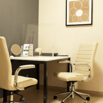 東京美容外科 熊本院の豊胸手術を受ける前のカウンセリングルーム