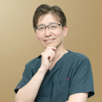 共立美容外科 熊本院の豊胸手術を担当する医師