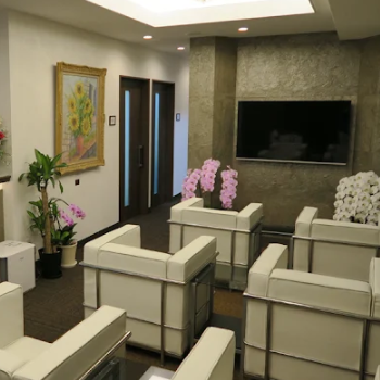 もとび美容外科クリニックの豊胸手術を受ける前の待合室