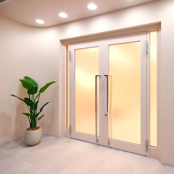 VERTRA CLINIC 新宿院の入り口の様子