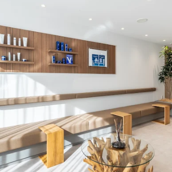 Kuma CLIのクマ取りを受ける前の待合室