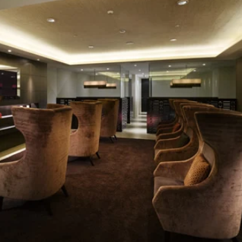 湘南美容クリニック 東京27院のクマ取りを受ける前の待合室