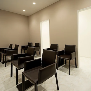 TCB東京中央美容外科 全国103院の医療ハイフを受ける前の待合室