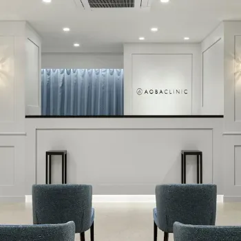 あおばクリニック 全国32院のフォトフェイシャルを受ける前の受付