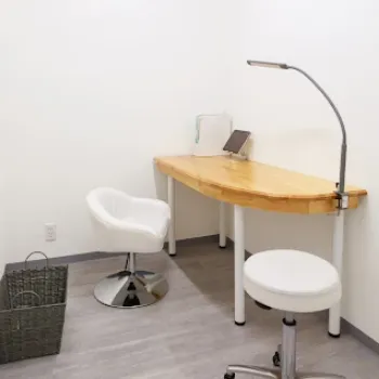 フラルクリニック 全国2院のフォトフェイシャルを受ける前のカウンセリングルーム