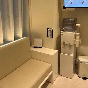 MYビューティクリニック 全国1院のフォトフェイシャルを受ける前の待合室