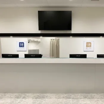 リゼクリニック 全国6院のフォトフェイシャルを受ける前の受付