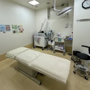 聖心美容クリニック 全国10院のフォトフェイシャルを受ける施術室