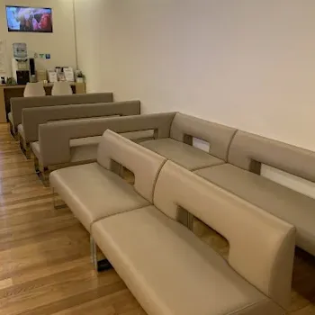 シロノクリニック 全国3院のフォトフェイシャルを受ける前の待合室