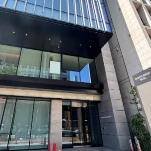 はなふさ皮膚科 福岡院の外観の様子