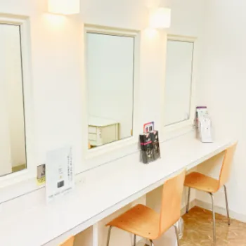 メディカル美容クリニック福岡のフォトフェイシャルを受けた後のパウダールーム