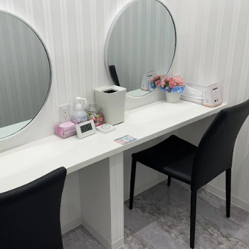 TCB東京中央美容外科 群馬2院の二重整形を受けた後のパウダールーム