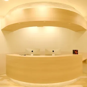 フラルクリニック 大阪梅田院のフォトフェイシャルを受ける前の受付