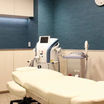 恵聖会クリニック 大阪3院のフォトフェイシャルを受ける施術室