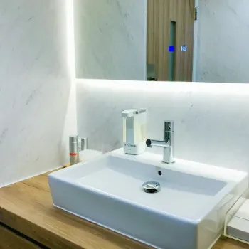 共立美容外科 大阪2院のフォトフェイシャルを受けた後のパウダールーム