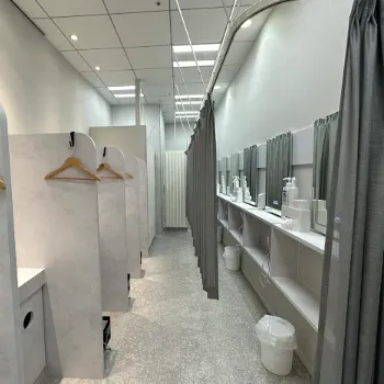 湘南美容クリニック 大阪7院のフォトフェイシャルを受けた後のパウダールーム