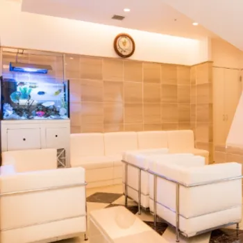 ツツイ美容外科のフォトフェイシャルを受ける前の待合室