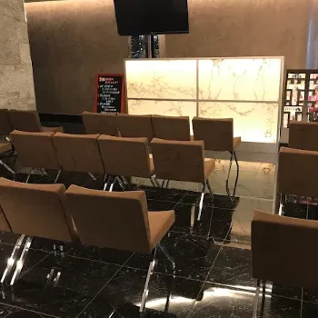 品川美容外科 東京15院のフォトフェイシャルを受ける前の待合室