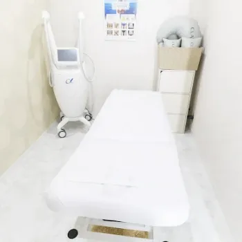 WINクリニック 梅田2院の医療脱毛を受ける施術室