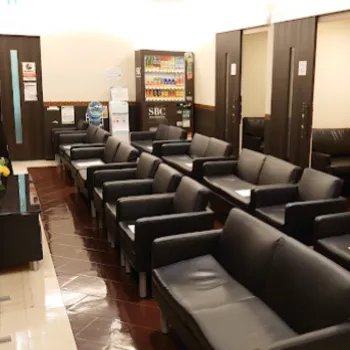 湘南美容クリニック 横浜5院のフォトフェイシャルを受ける前の待合室