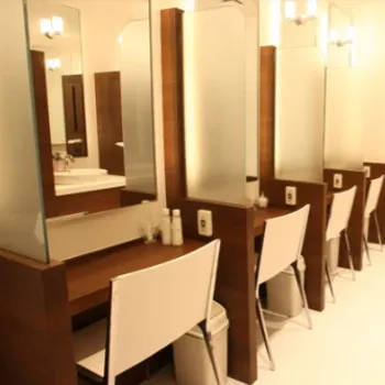 品川美容外科 横浜院のフォトフェイシャルを受けた後のパウダールーム