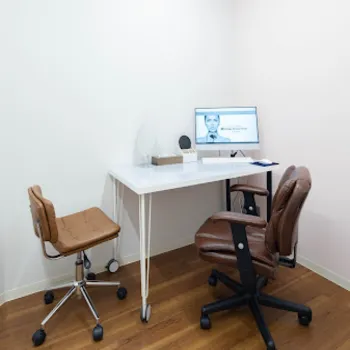 ヴィンテージビューティークリニック横浜のフォトフェイシャルを受ける前の診察室