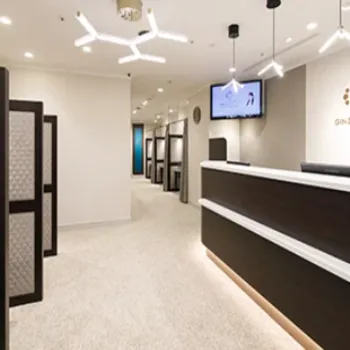 銀座よしえクリニック 横浜院のフォトフェイシャルを受ける前の受付