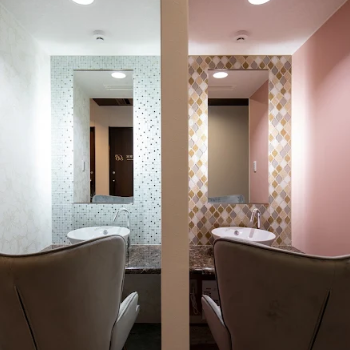 いけざわ神戸元町クリニック美容皮膚科のニキビ跡治療を受けた後のパウダールーム