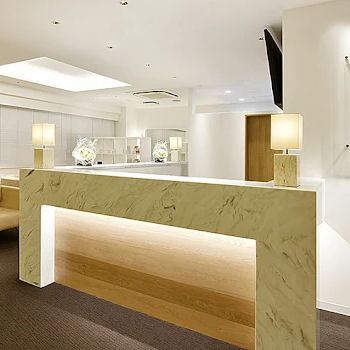 神戸北野クリニックのニキビ跡治療を受ける前の受付