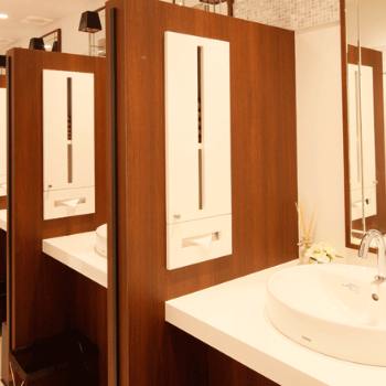 品川スキンクリニック 神戸院のニキビ跡治療を受けた後のパウダールーム