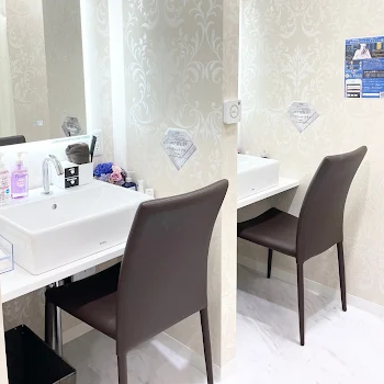 TCB東京中央美容外科 神戸院のニキビ跡治療を受けた後のパウダールーム