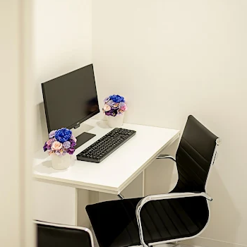 TCB東京中央美容外科 神戸院のニキビ跡治療を受ける前のカウンセリングルーム