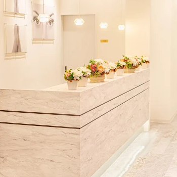 TCB東京中央美容外科 大阪6院のニキビ跡治療を受ける前の受付