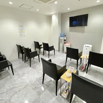 TCB東京中央美容外科 大阪6院のニキビ跡治療を受ける前の待合室